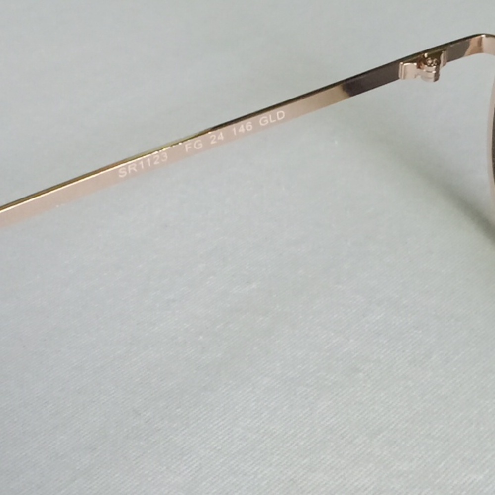 Foster Grant Sunglasses - Picture 8 of 10